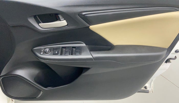 2015 Honda Jazz 1.2 S AT, Petrol, Automatic, 8,820 km, Driver Side Door Panels Control