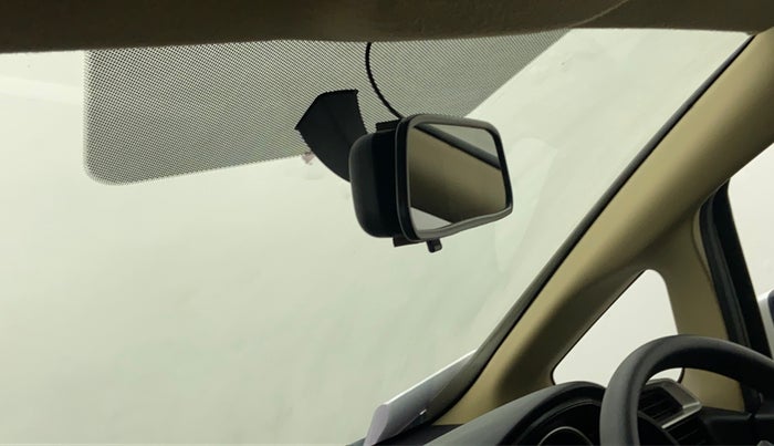 2015 Honda Jazz 1.2 S AT, Petrol, Automatic, 8,820 km, Infotainment system - Reverse camera not working