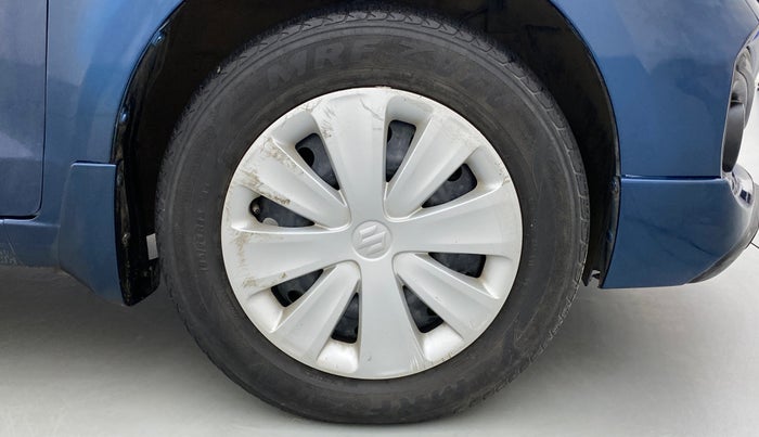 2018 Maruti Ertiga VXI CNG, CNG, Manual, 50,873 km, Right Front Wheel