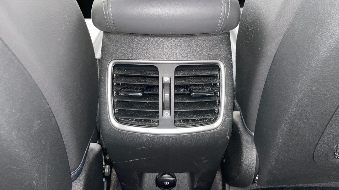 Rear A/C Vent