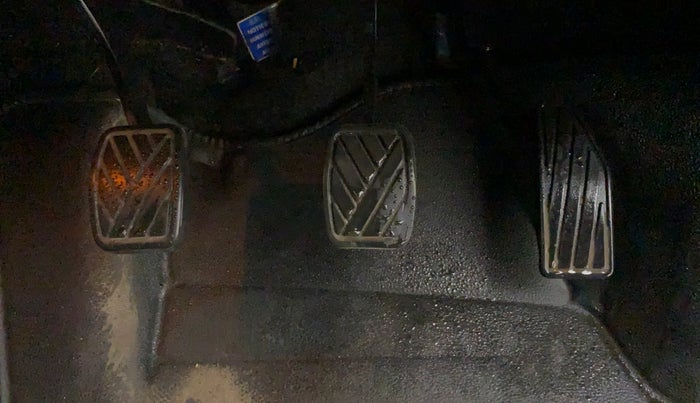 2021 Maruti Baleno ALPHA PETROL 1.2, CNG, Manual, 50,253 km, Pedals