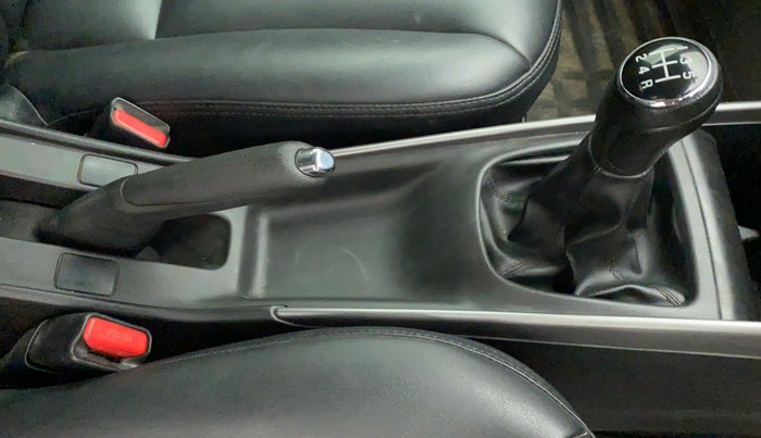 2021 Maruti Baleno ALPHA PETROL 1.2, CNG, Manual, 50,253 km, Gear Lever