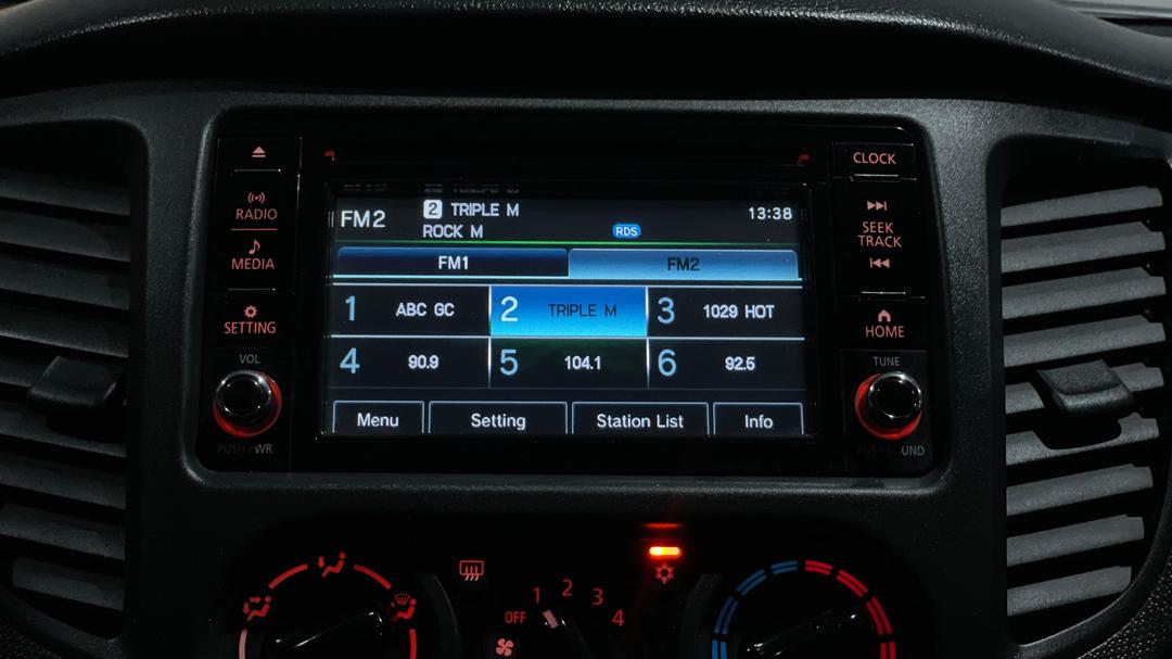 2018 Mitsubishi Triton Glx (4x4), Automatic, 98788 km, Infotainment System