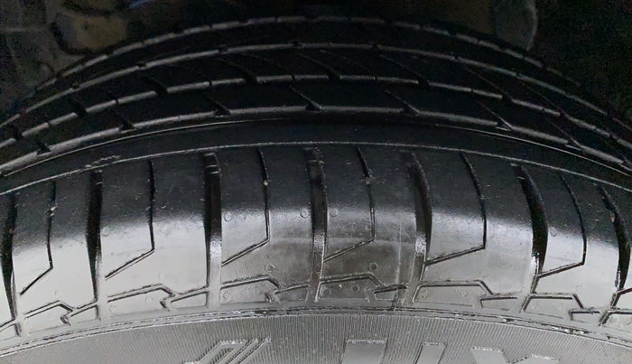 2021 Maruti S Cross ZETA SHVS PETROL, Petrol, Manual, 8,405 km, Left Front Tyre Tread