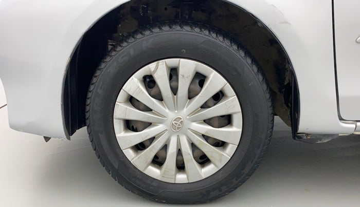 2011 Toyota Etios G, Petrol, Manual, 71,426 km, Left Front Wheel