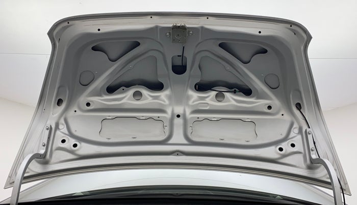 2011 Toyota Etios G, Petrol, Manual, 71,426 km, Boot Door Open