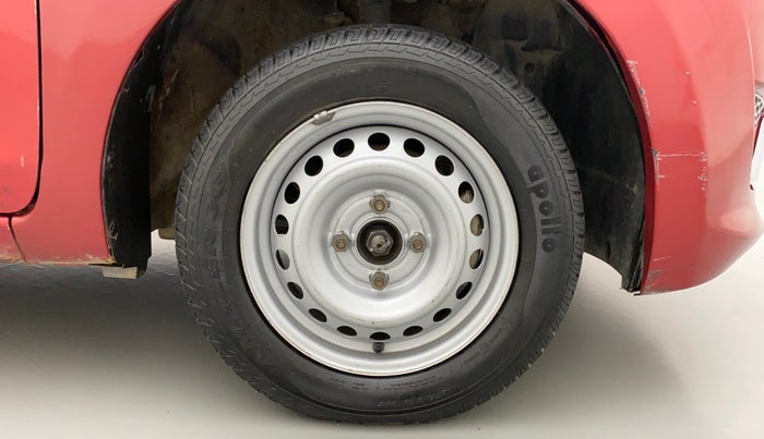 2018 Datsun Go T, Petrol, Manual, 75,254 km, Right Front Wheel
