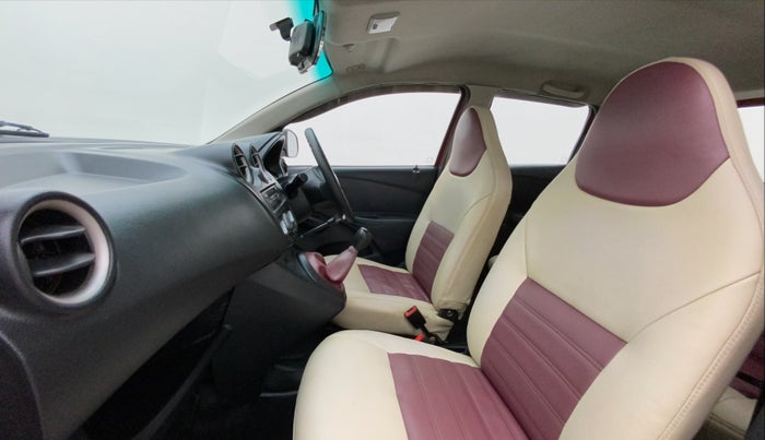 2018 Datsun Go T, Petrol, Manual, 75,254 km, Right Side Front Door Cabin