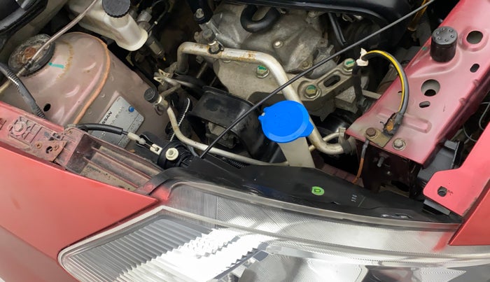 2018 Datsun Go T, Petrol, Manual, 75,254 km, Right headlight - Clamp has minor damage
