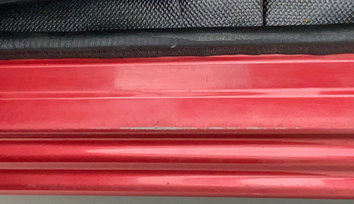 2018 Datsun Go T, Petrol, Manual, 75,254 km, Left running board - Minor scratches