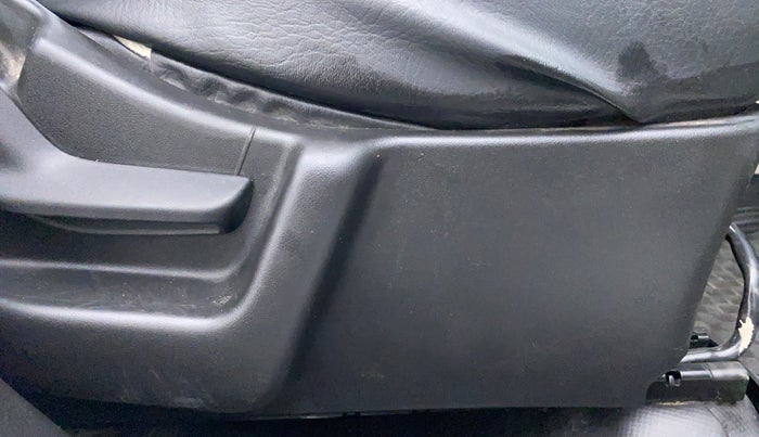 2019 Maruti New Wagon-R LXI 1.0 L, Petrol, Manual, 51,992 km, Driver Side Adjustment Panel