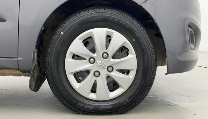 2010 Hyundai i10 MAGNA 1.1 IRDE2, Petrol, Manual, 45,200 km, Right Front Wheel