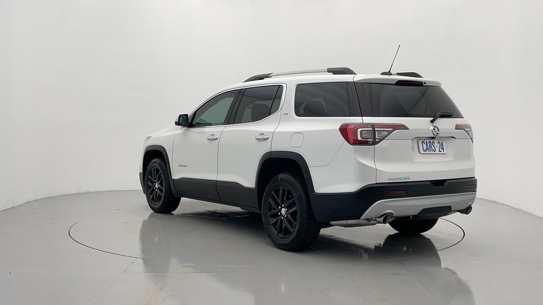 Left Back Diagonal (45- Degree) View