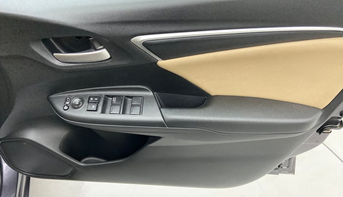 2020 Honda Jazz ZX CVT, Petrol, Automatic, 10,827 km, Driver Side Door Panels Control