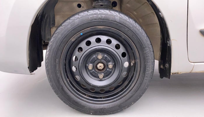 2014 Maruti Wagon R 1.0 VXI, Petrol, Manual, 76,342 km, Left Front Wheel