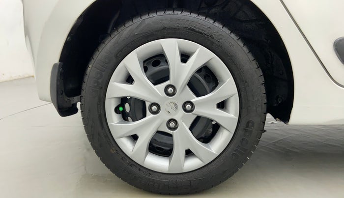 2015 Hyundai Grand i10 SPORTZ 1.1 CRDI, Diesel, Manual, 87,143 km, Right Rear Wheel