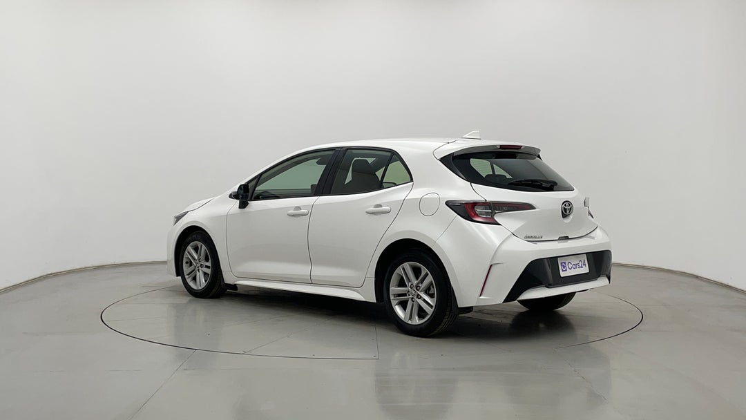 Left Back Diagonal (45- Degree) View