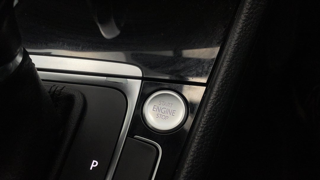 2016 Volkswagen Golf 110 Tsi Highline, Automatic, 93585 km, Keyless / Button Start