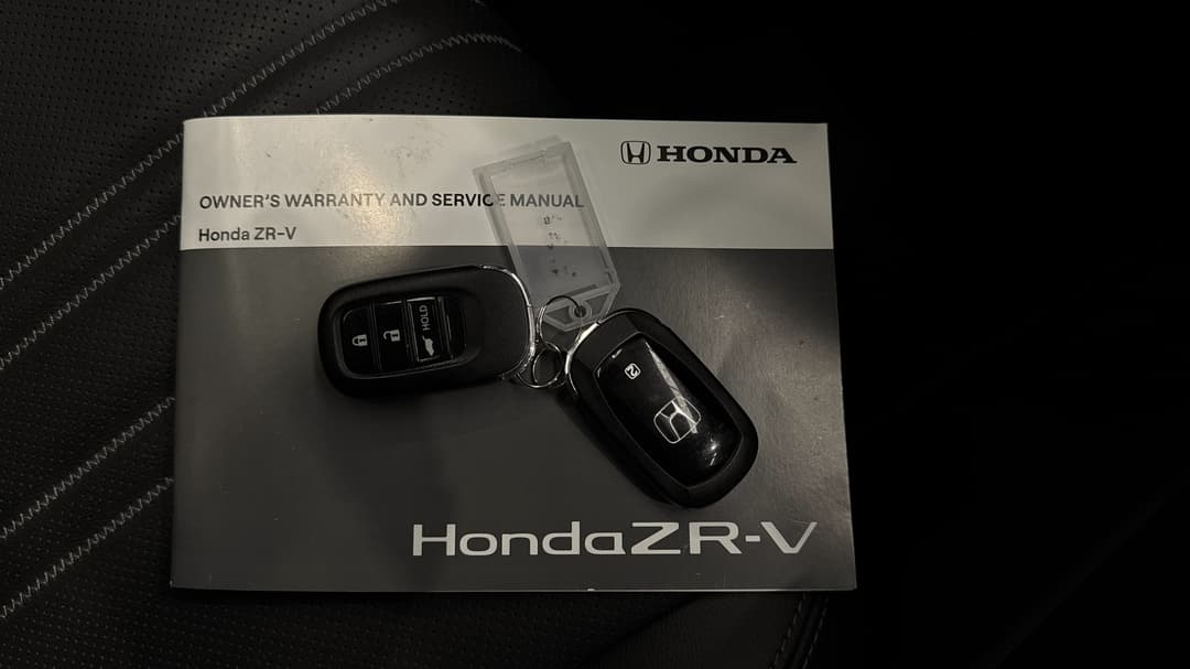 2023 Honda Zr-v Vti Lx, Automatic, 22322 km, Key Close-up