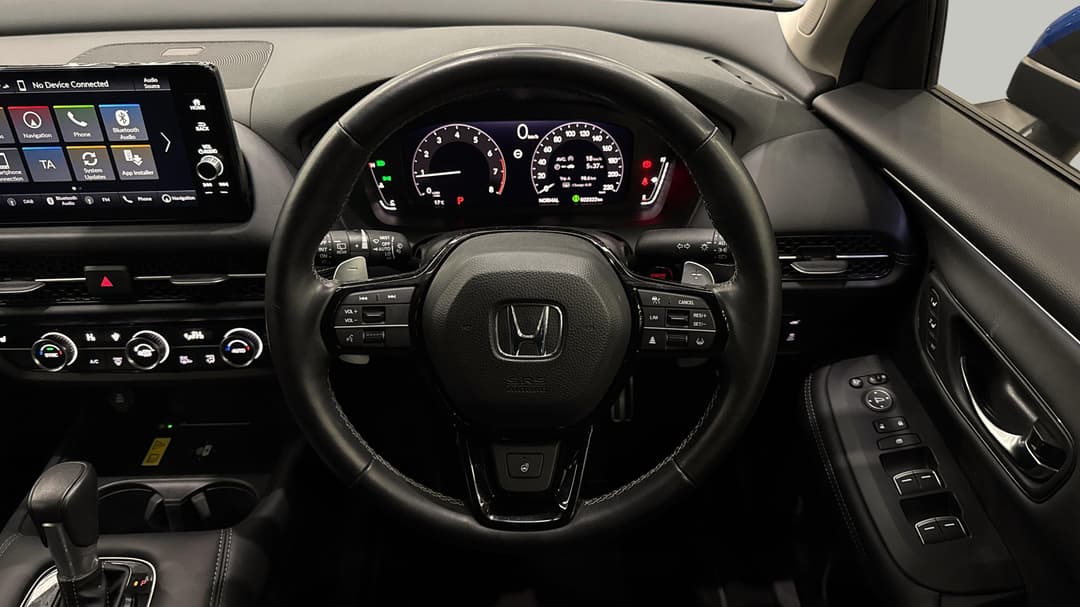 2023 Honda Zr-v Vti Lx, Automatic, 22322 km, Steering Wheel Close-up