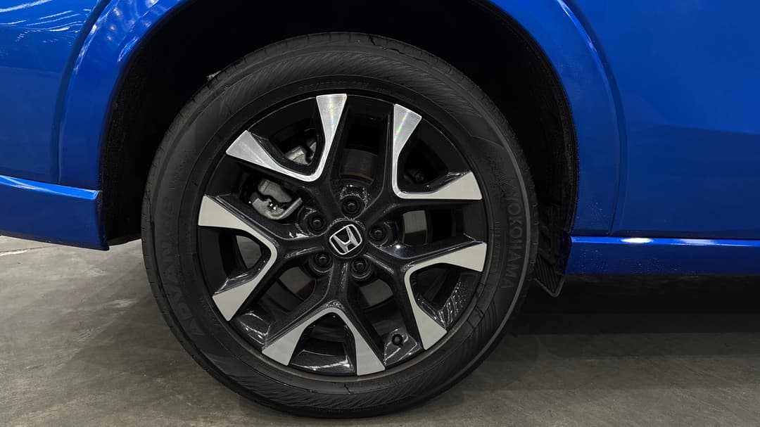 2023 Honda Zr-v Vti Lx, Automatic, 22322 km, Right Rear Wheel