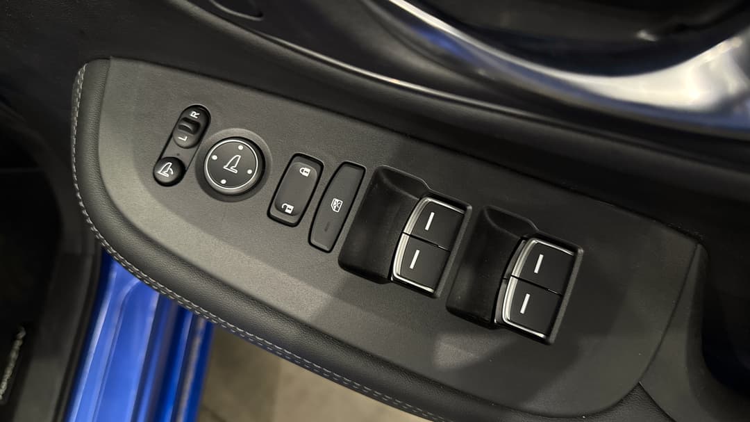 2023 Honda Zr-v Vti Lx, Automatic, 22322 km, Drivers Side Door Panel Controls