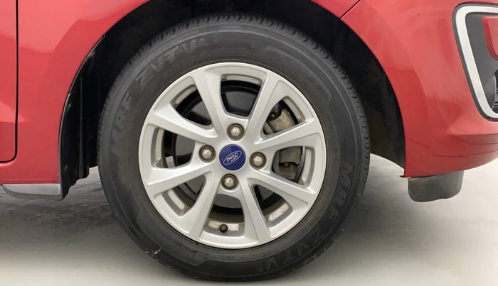 2019 Ford New Figo TITANIUM 1.2 PETROL MT, Petrol, Manual, 35,504 km, Right Front Wheel