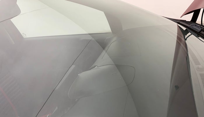 2019 Ford New Figo TITANIUM 1.2 PETROL MT, Petrol, Manual, 35,504 km, Front windshield - Minor spot on windshield