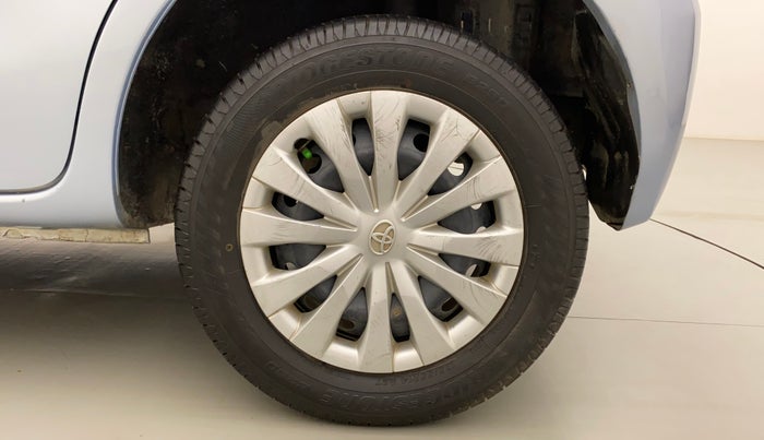 2012 Toyota Etios Liva GD, Diesel, Manual, 1,35,805 km, Left Rear Wheel