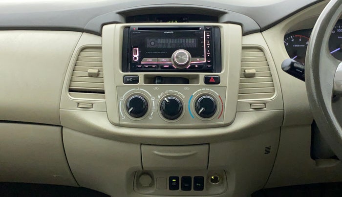 2013 Toyota Innova 2.5 GX 7 STR BS IV, Diesel, Manual, 1,13,551 km, Air Conditioner