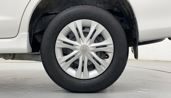 2013 Toyota Innova 2.5 GX 7 STR BS IV, Diesel, Manual, 1,13,551 km, Left Rear Wheel