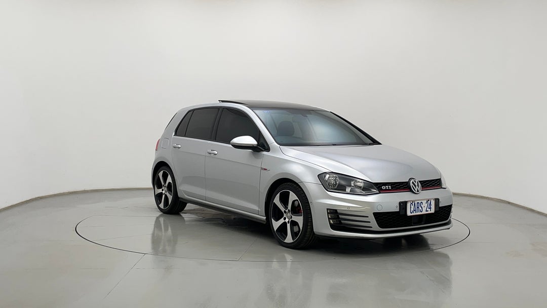 Right Front Diagonal (45- Degree) View