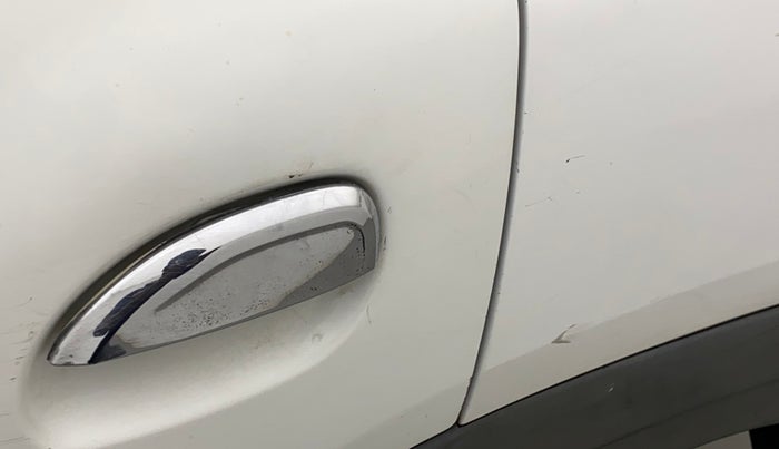 2017 Renault Kwid RXT 1.0 AMT (O), Petrol, Automatic, 95,893 km, Left quarter panel - Minor scratches