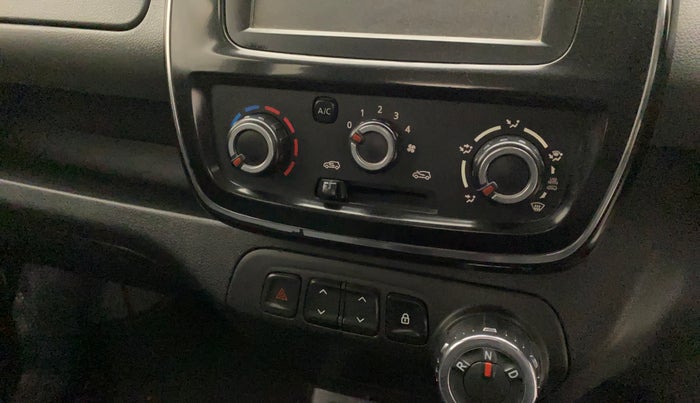 2017 Renault Kwid RXT 1.0 AMT (O), Petrol, Automatic, 95,893 km, Dashboard - Air Re-circulation knob is not working
