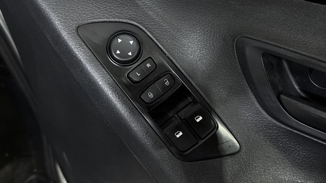 2021 LDV G10+ Barn Door, Automatic, 81218 km, Drivers Side Door Panel Controls