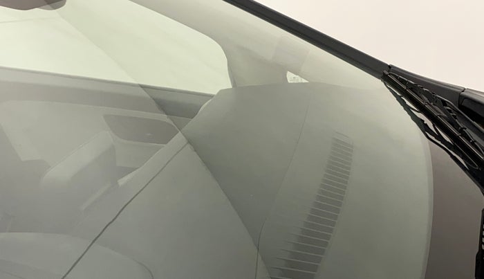2021 Tata ALTROZ XT PETROL, Petrol, Manual, 13,828 km, Front windshield - Minor spot on windshield