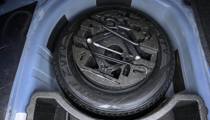 2020 Volkswagen Vento HIGHLINE PLUS 1.0 TSI MT, Petrol, Manual, 33,100 km, Spare Tyre
