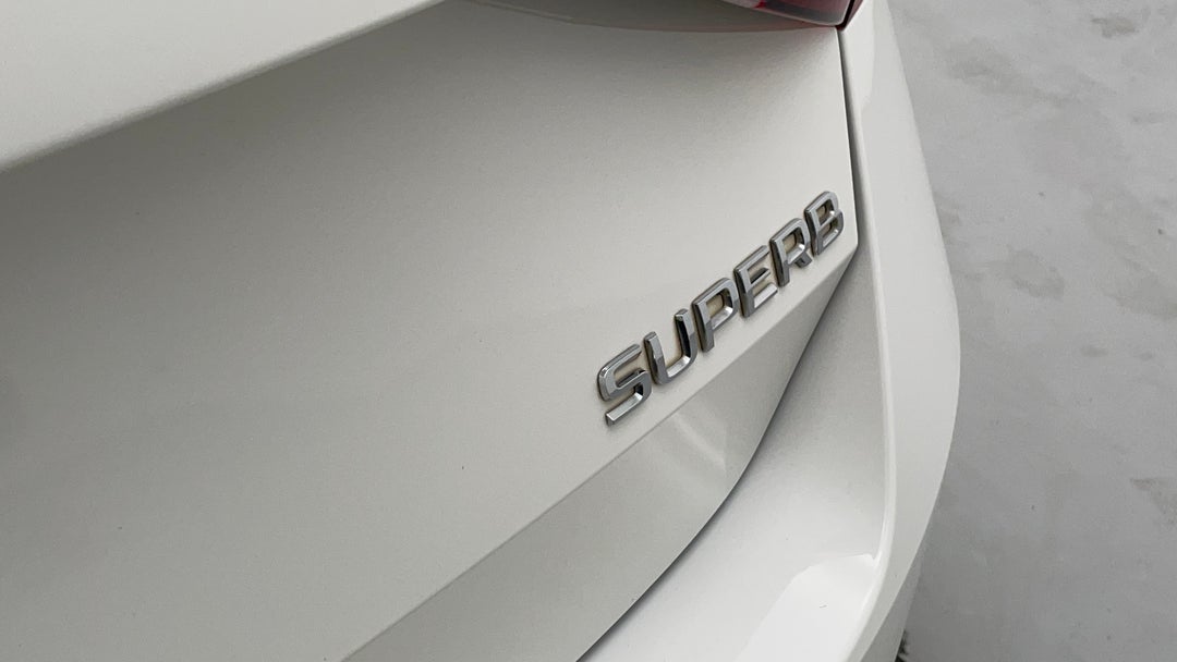 Badge (Boot Right Side)