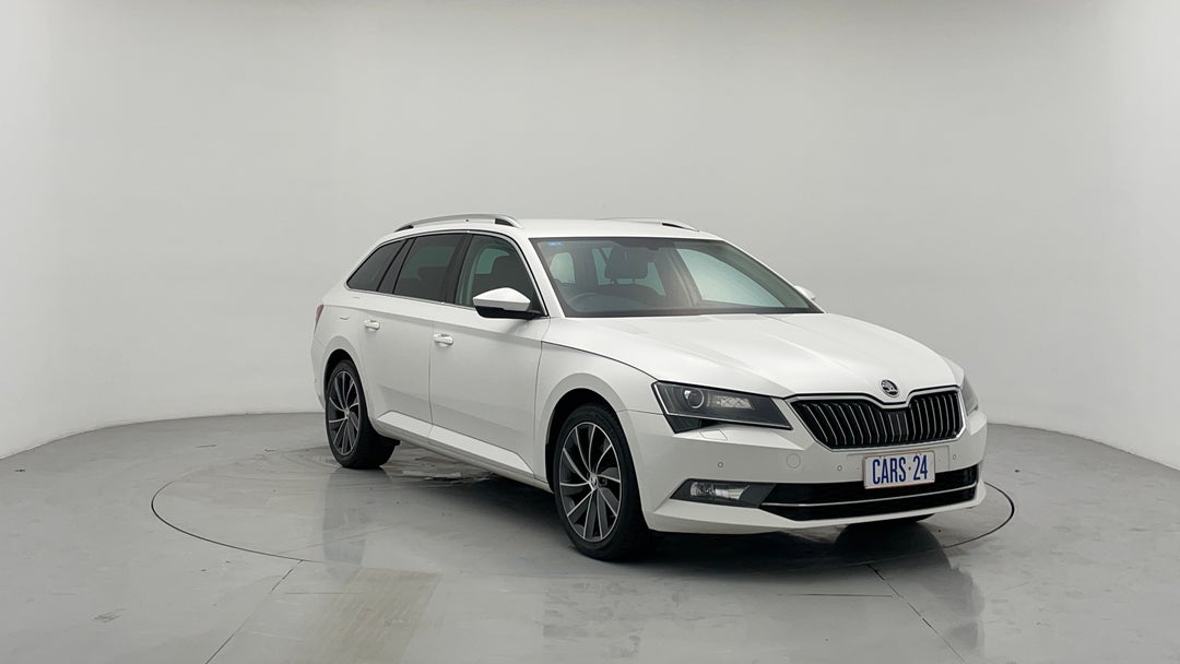 Right Front Diagonal (45- Degree) View