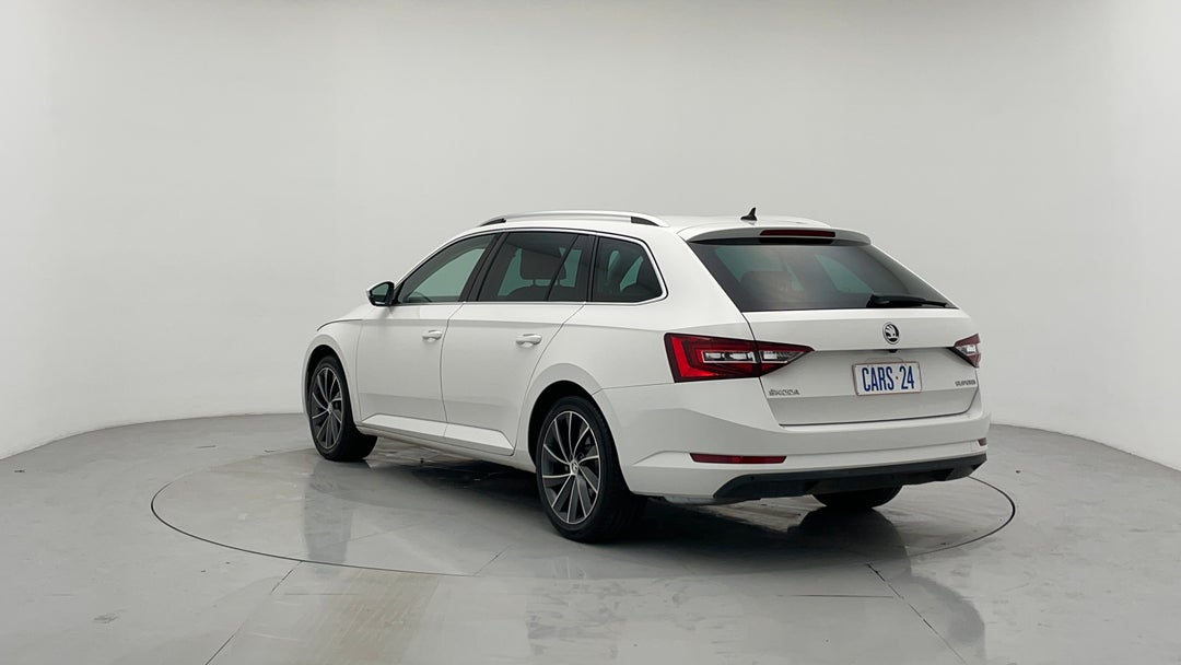 Left Back Diagonal (45- Degree) View