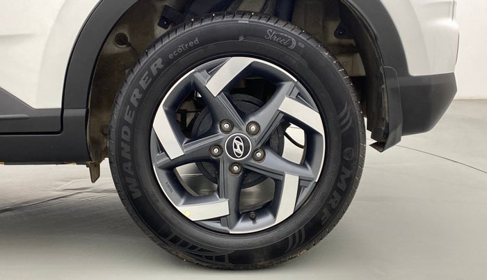2019 Hyundai VENUE 1.0L Turbo GDI SX(O) MT, Petrol, Manual, 11,321 km, Left Rear Wheel
