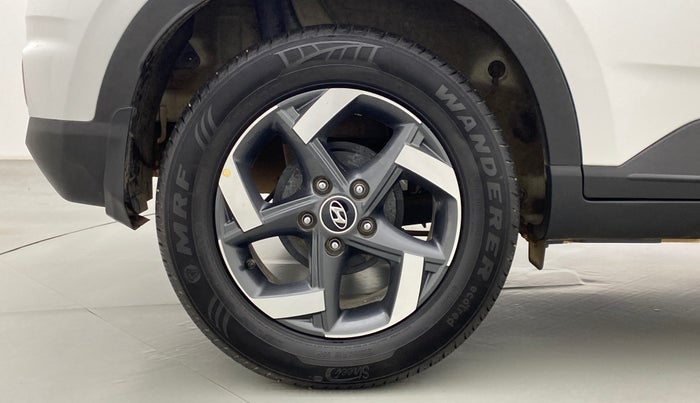 2019 Hyundai VENUE 1.0L Turbo GDI SX(O) MT, Petrol, Manual, 11,321 km, Right Rear Wheel