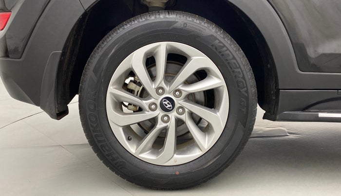 2018 Hyundai Tucson 2WD MT PETROL, Petrol, Manual, 33,151 km, Right Rear Wheel