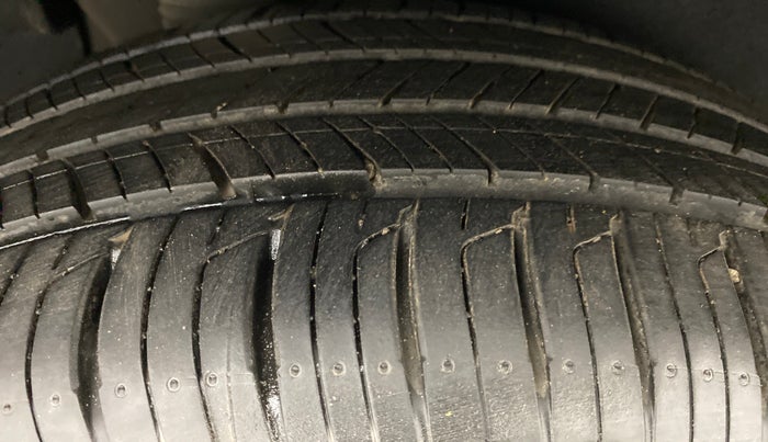 2018 Hyundai Tucson 2WD MT PETROL, Petrol, Manual, 33,151 km, Right Rear Tyre Tread