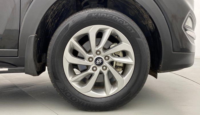 2018 Hyundai Tucson 2WD MT PETROL, Petrol, Manual, 33,151 km, Right Front Wheel