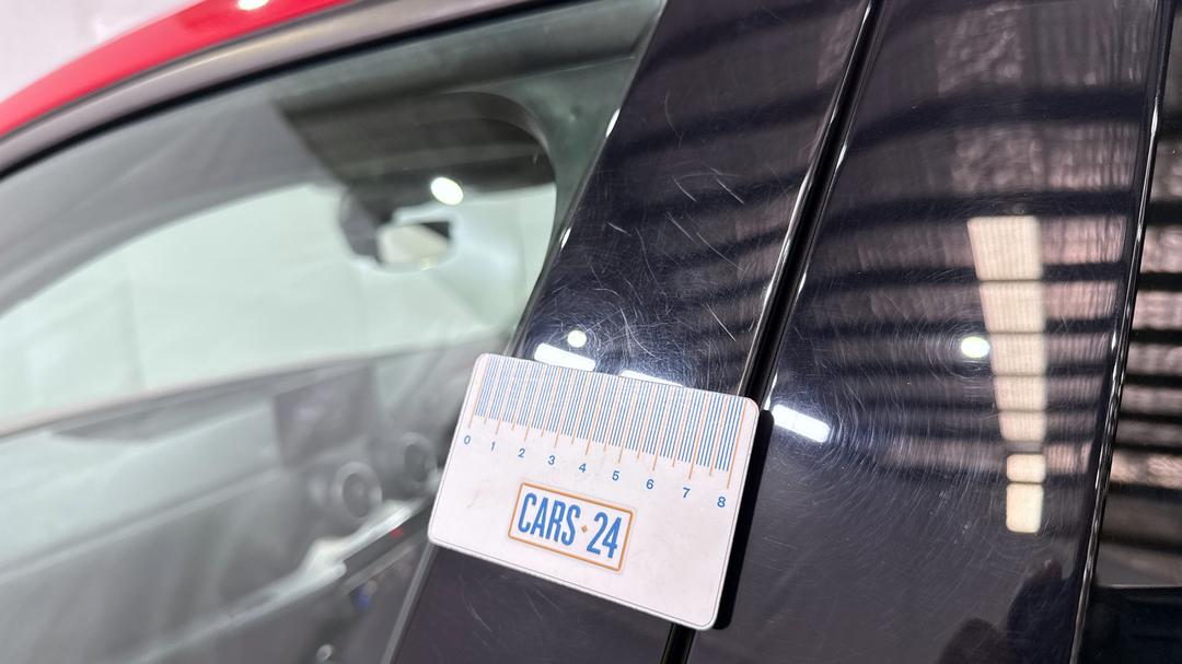 2021 Audi Q2 35 Tfsi Design (1.4 Tfsi), Automatic, 35107 km, Pillars B LHS Scratch
