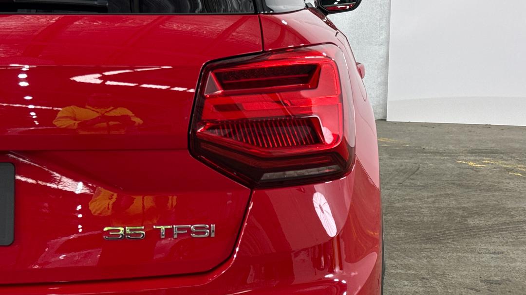 2021 Audi Q2 35 Tfsi Design (1.4 Tfsi), Automatic, 35107 km, Badge (Boot Right Side)