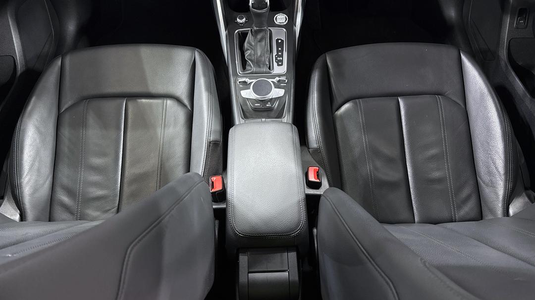 2021 Audi Q2 35 Tfsi Design (1.4 Tfsi), Automatic, 35107 km, Center Console
