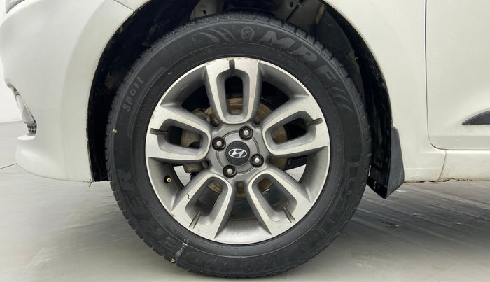2015 Hyundai Elite i20 SPORTZ 1.4, Diesel, Manual, 66,901 km, Left Front Wheel