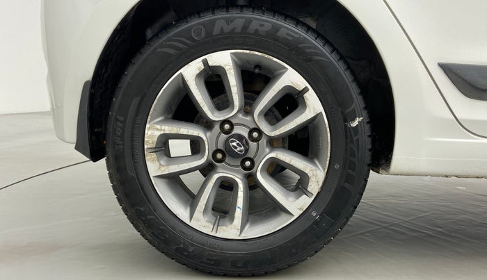 2015 Hyundai Elite i20 SPORTZ 1.4, Diesel, Manual, 66,901 km, Right Rear Wheel
